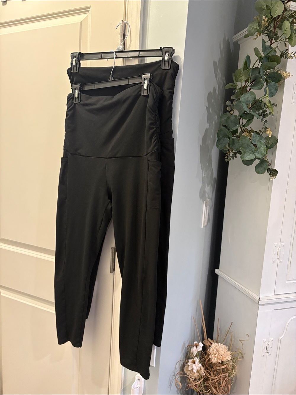 Black High-Waist Maternity Leggings